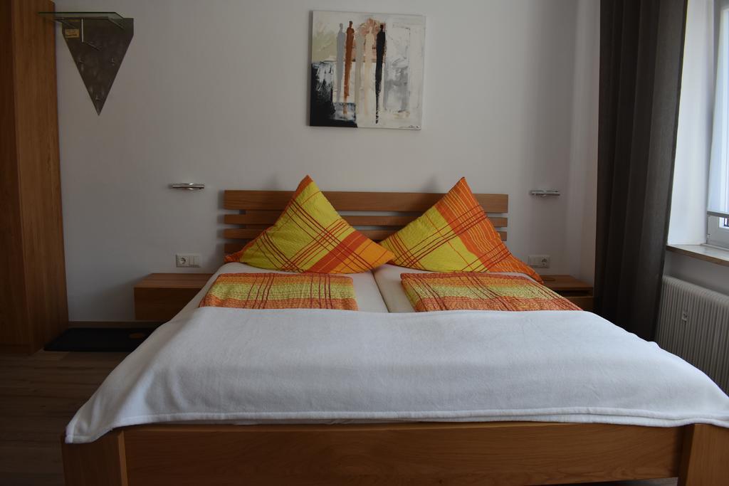 Gaestehaus Lehr Kinding Ngoại thất bức ảnh